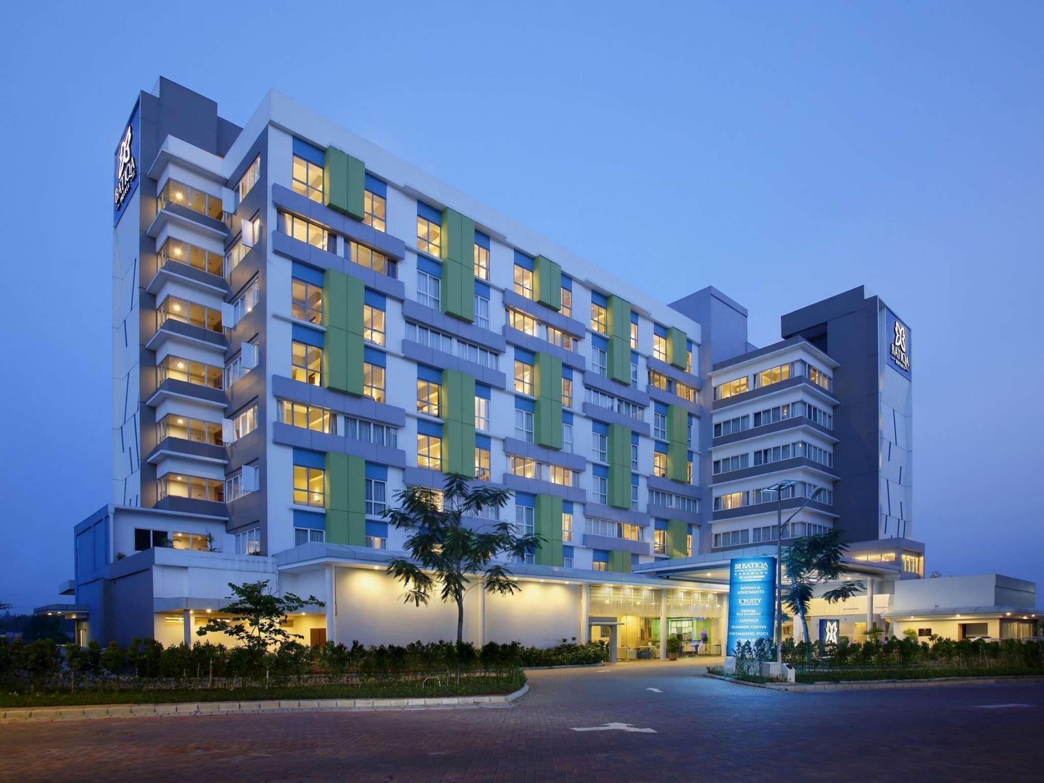 Batiqa Hotel & Apartments Karawang Exteriér fotografie