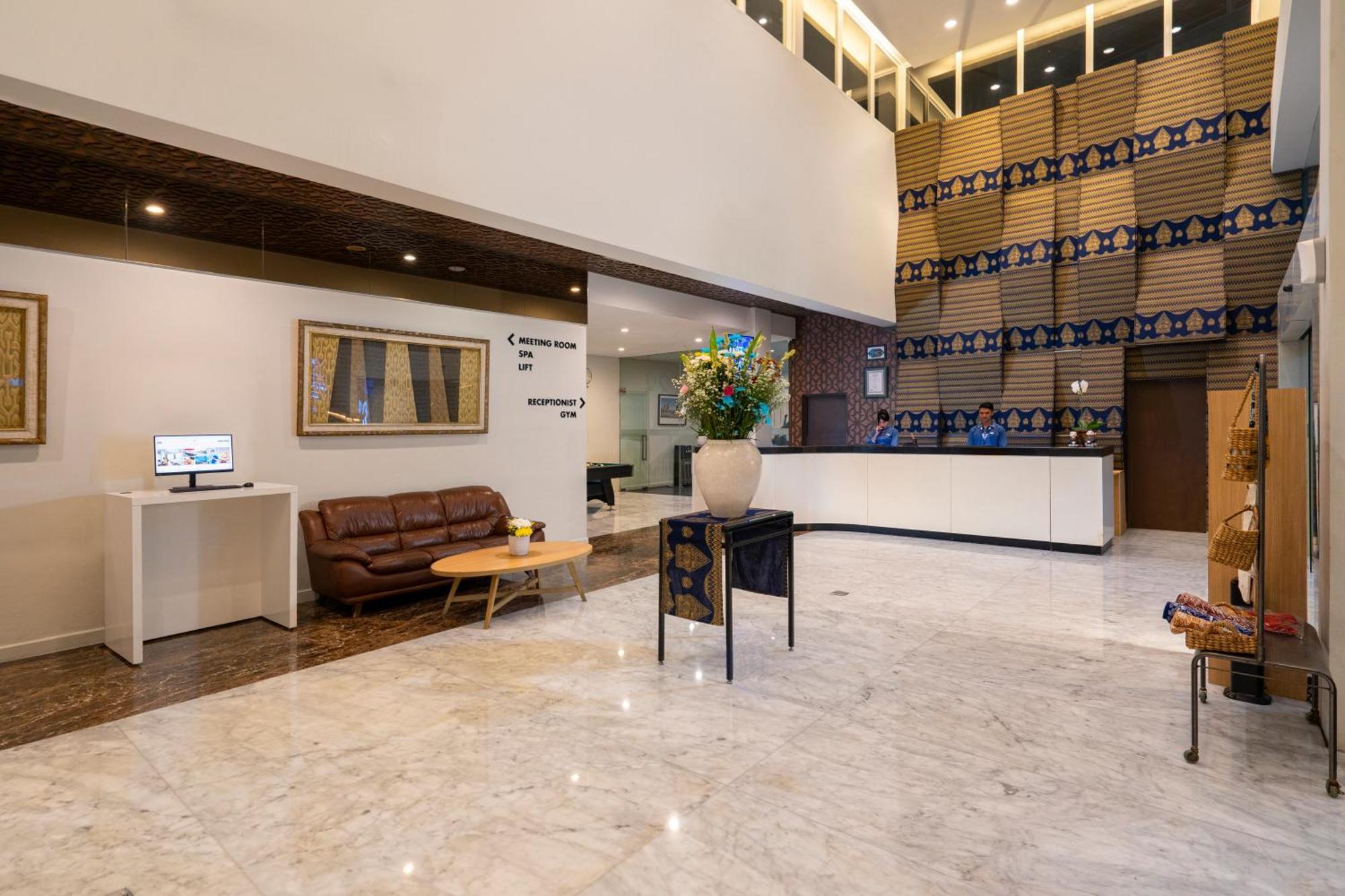 Batiqa Hotel & Apartments Karawang Exteriér fotografie